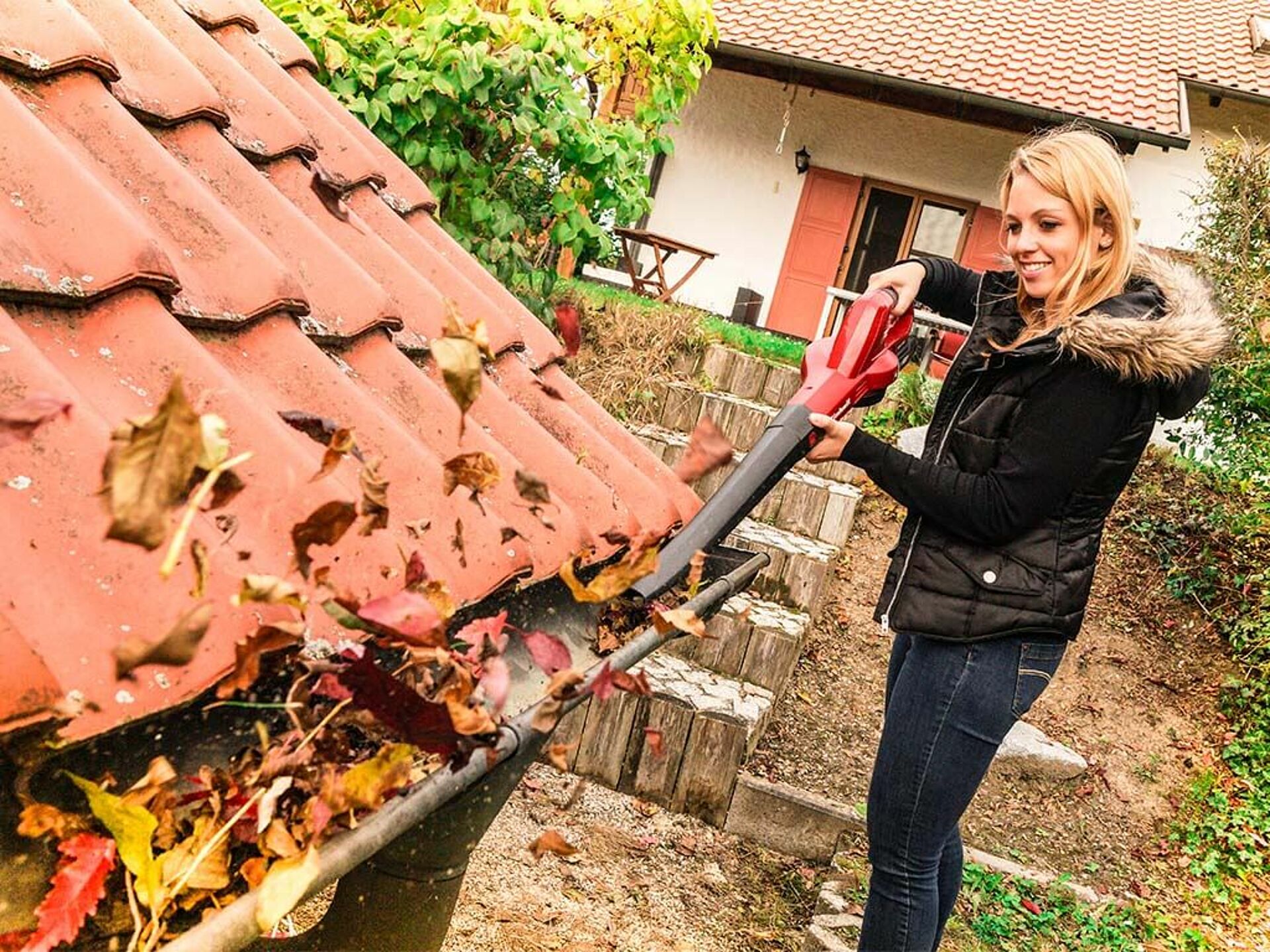 Los mejores sopladores de hojas para tener tu jardín limpio